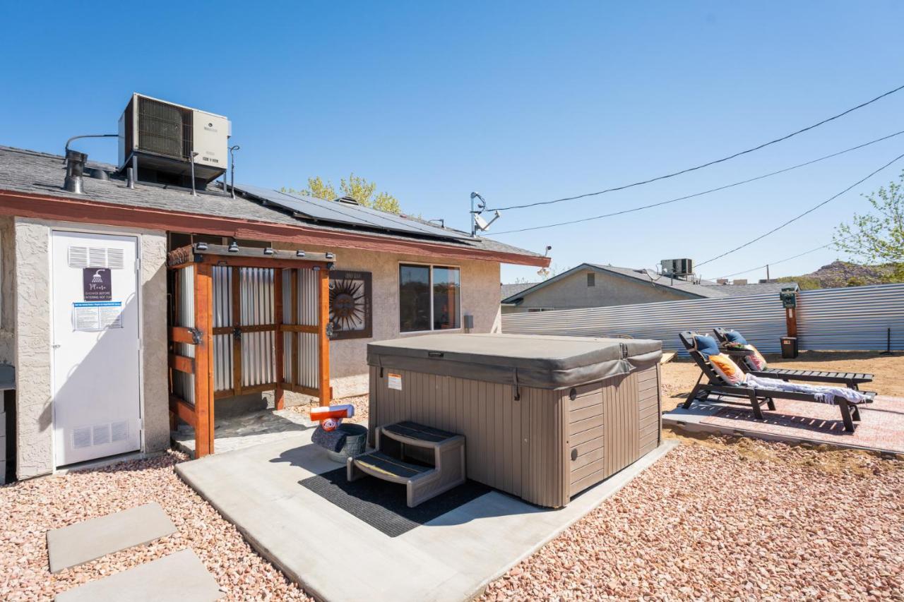 ジョシュア・ツリー Hot Tub, Games, King Bed, Fire Pit, Bbq Grill, Minutes From National Park And Viewsヴィラ エクステリア 写真
